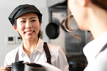 Làm ngành nhà hàng theo tư cách kỹ năng đặc định